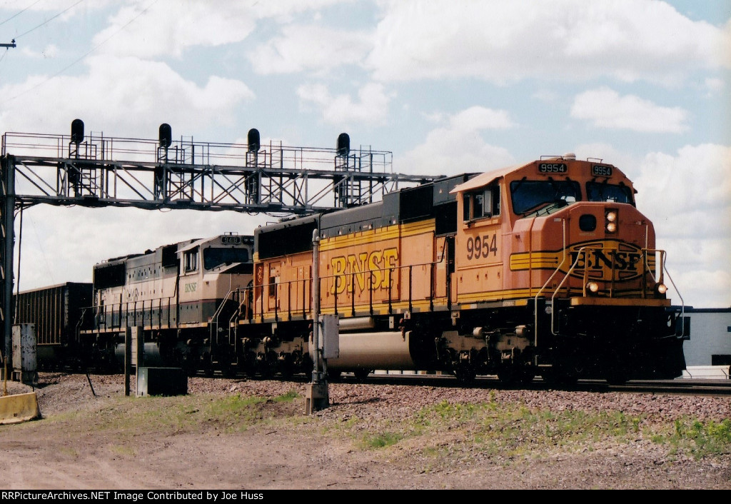 BNSF 9954 West